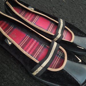 Vintage 07 NIKE Ballerina Slip-Ons